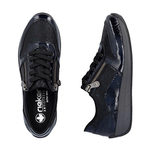 Thumbnail Sneakers noires à talon plat pourvues d'une fermeture à lacets - Image 8